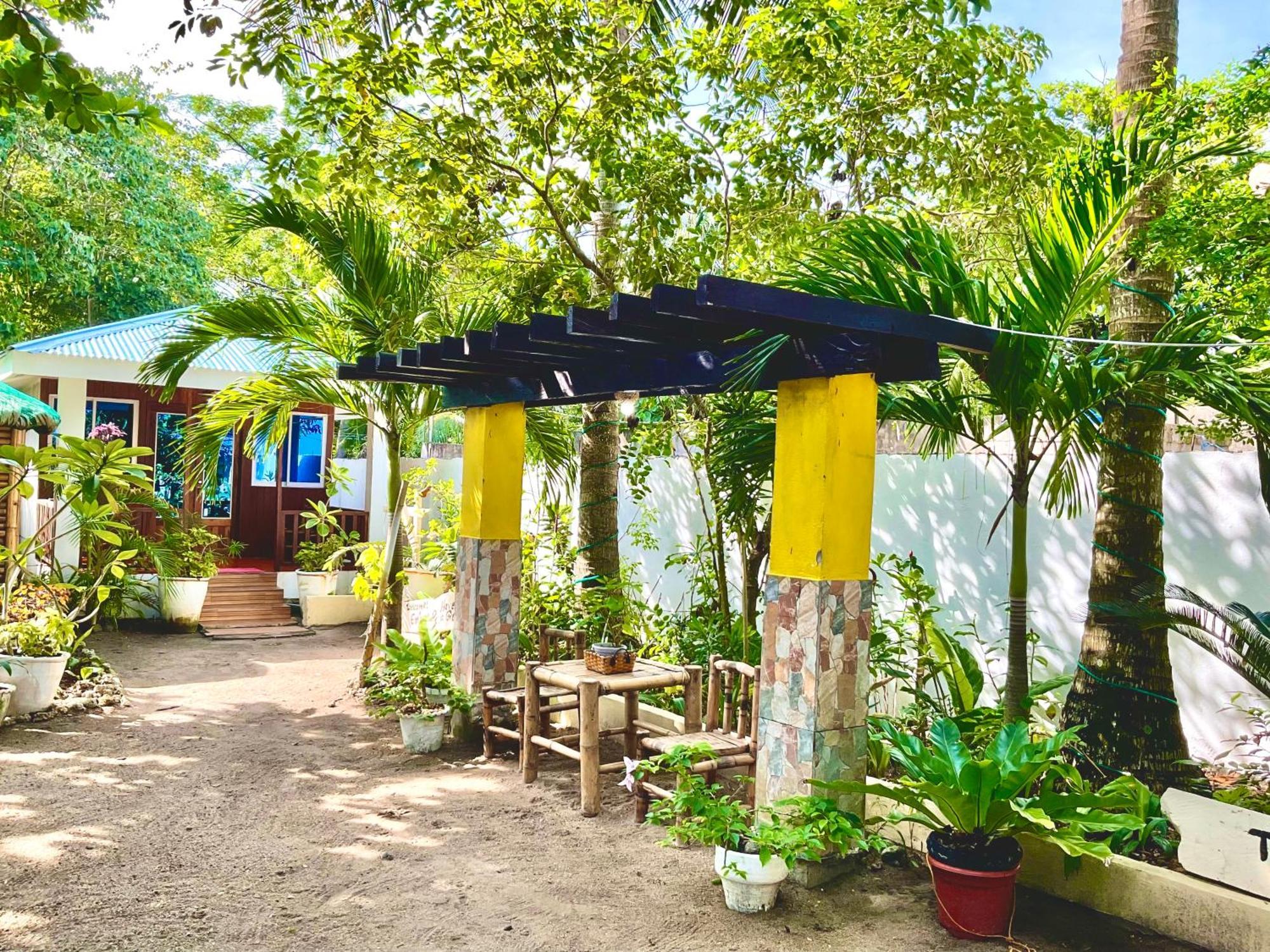 Treasure Beach Resort Carles Exteriör bild