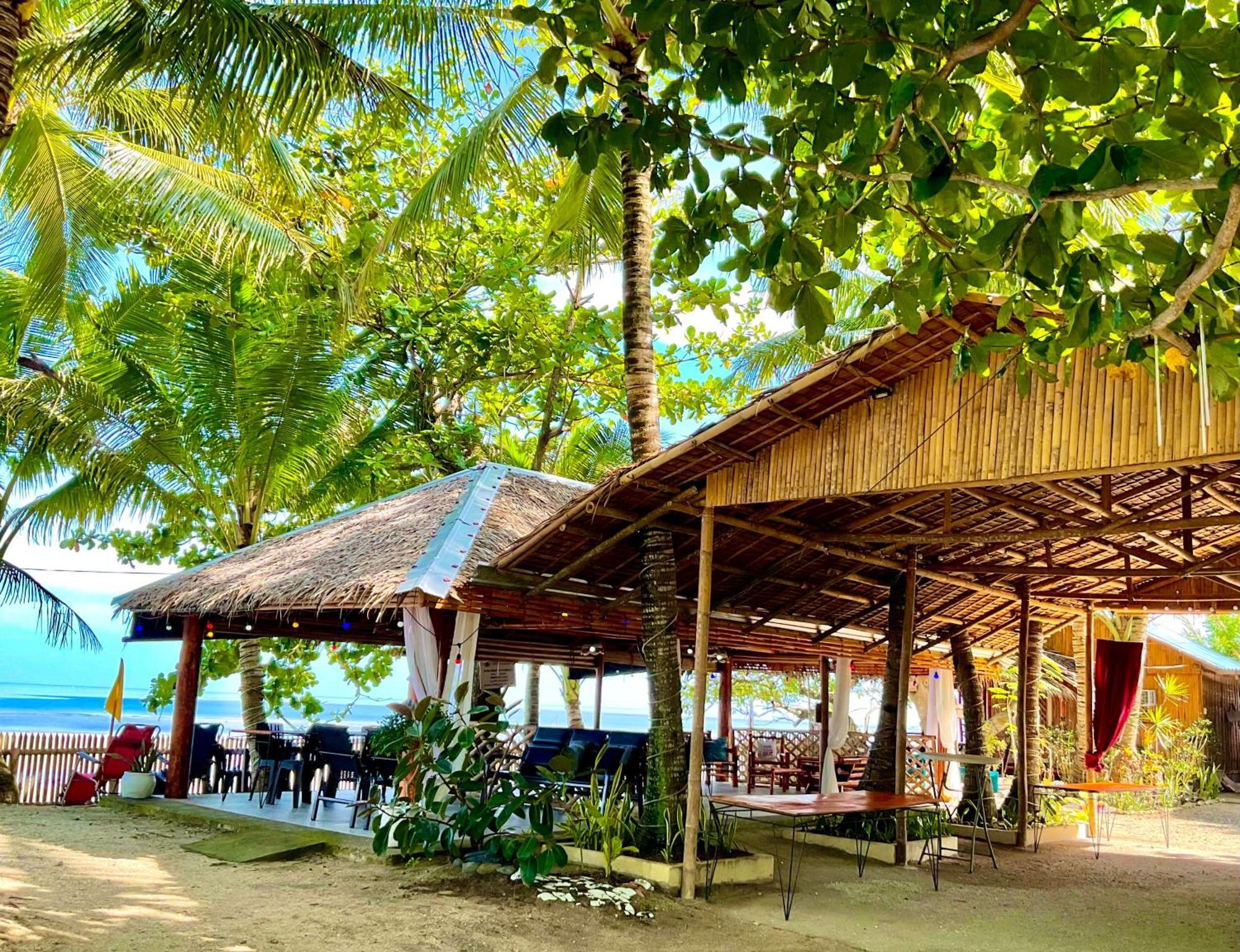 Treasure Beach Resort Carles Exteriör bild